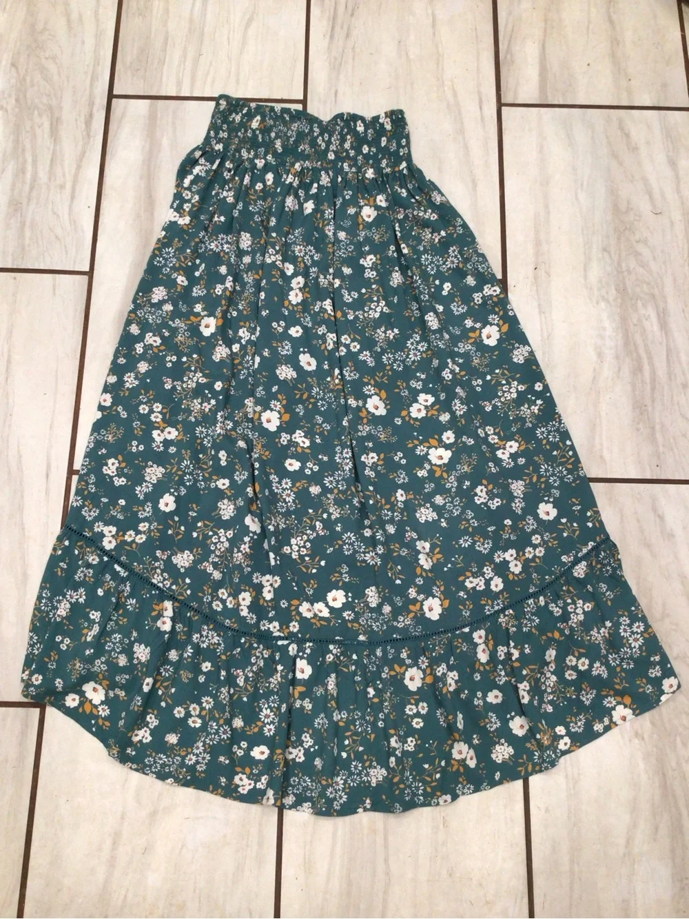 Patrons of Peace Floral High Low Maxi Skirt Smocked Waist Boho Size M Festival - Picture 7 of 10